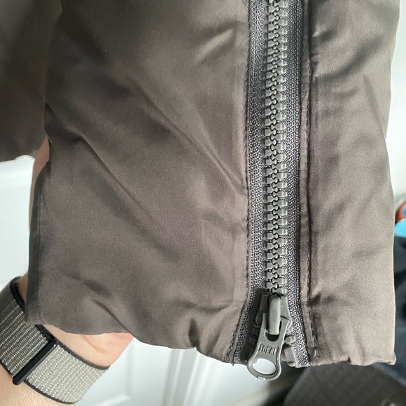 Gap brown puffer coat - Picture 4 of 8